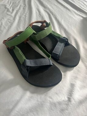 Teva Sandals Size 13